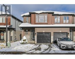 9 ROULEY LANE, Hamilton, Ontario