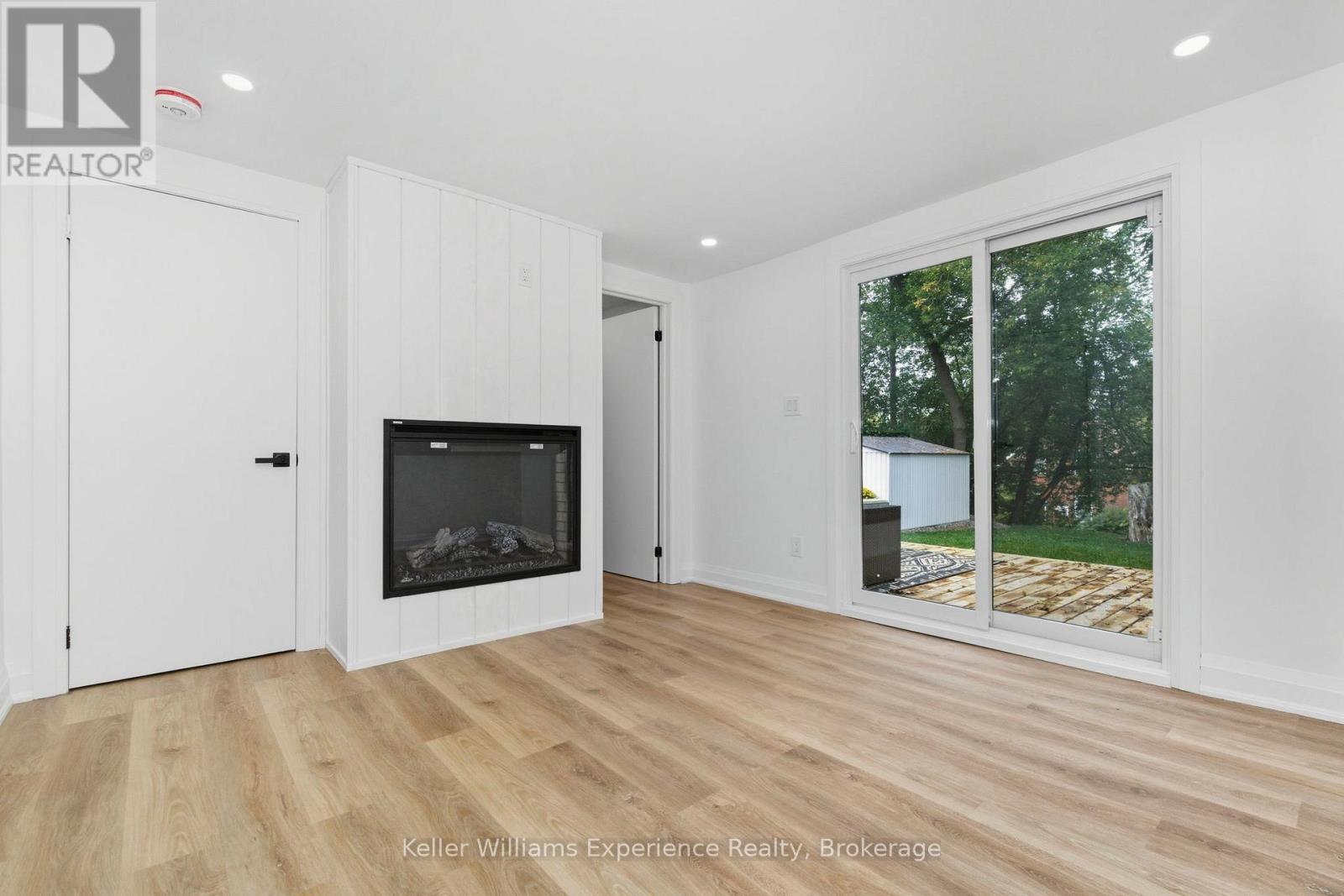 3355 Muskoka Street, Severn, Ontario  L0K 2B0 - Photo 15 - S12540596