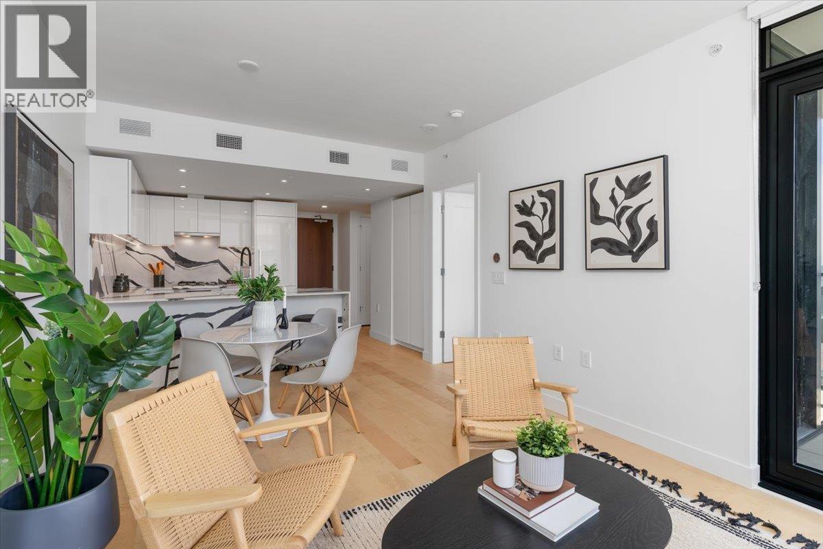 1004 135 E 13th Street, North Vancouver, British Columbia  V7L 0J8 - Photo 10 - R3067048