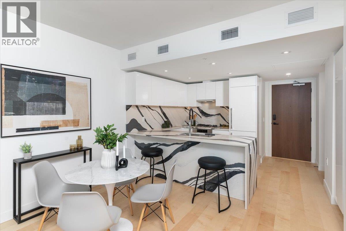 1004 135 E 13th Street, North Vancouver, British Columbia  V7L 0J8 - Photo 7 - R3067048