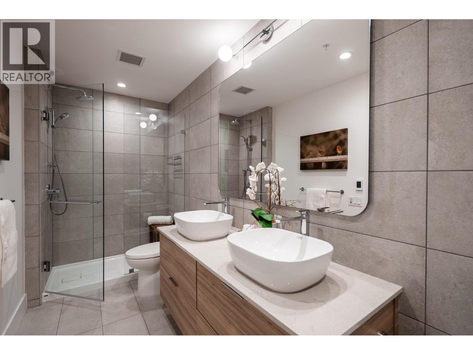 605 2325 Emery Court, North Vancouver, British Columbia  V7J 0E8 - Photo 25 - R3067067