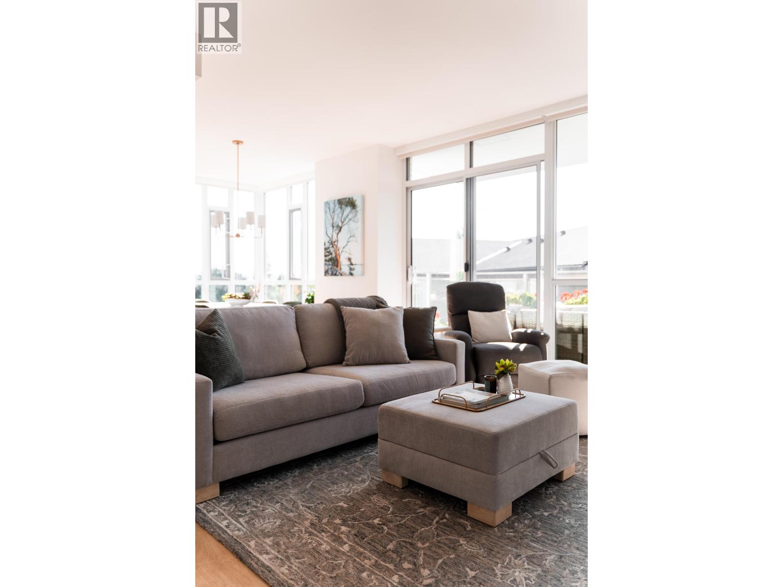 605 2325 Emery Court, North Vancouver, British Columbia  V7J 0E8 - Photo 4 - R3067067