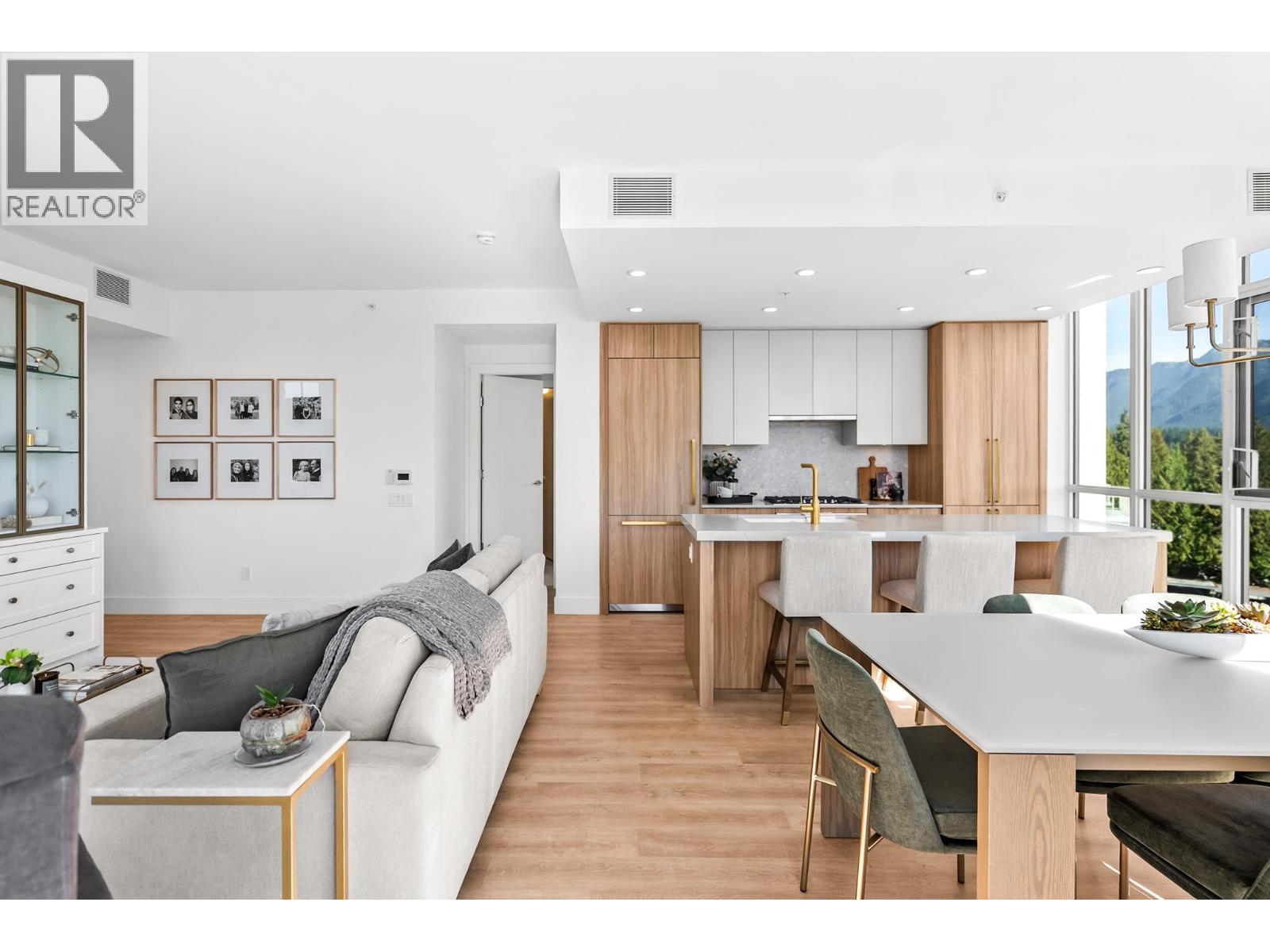 605 2325 Emery Court, North Vancouver, British Columbia  V7J 0E8 - Photo 9 - R3067067