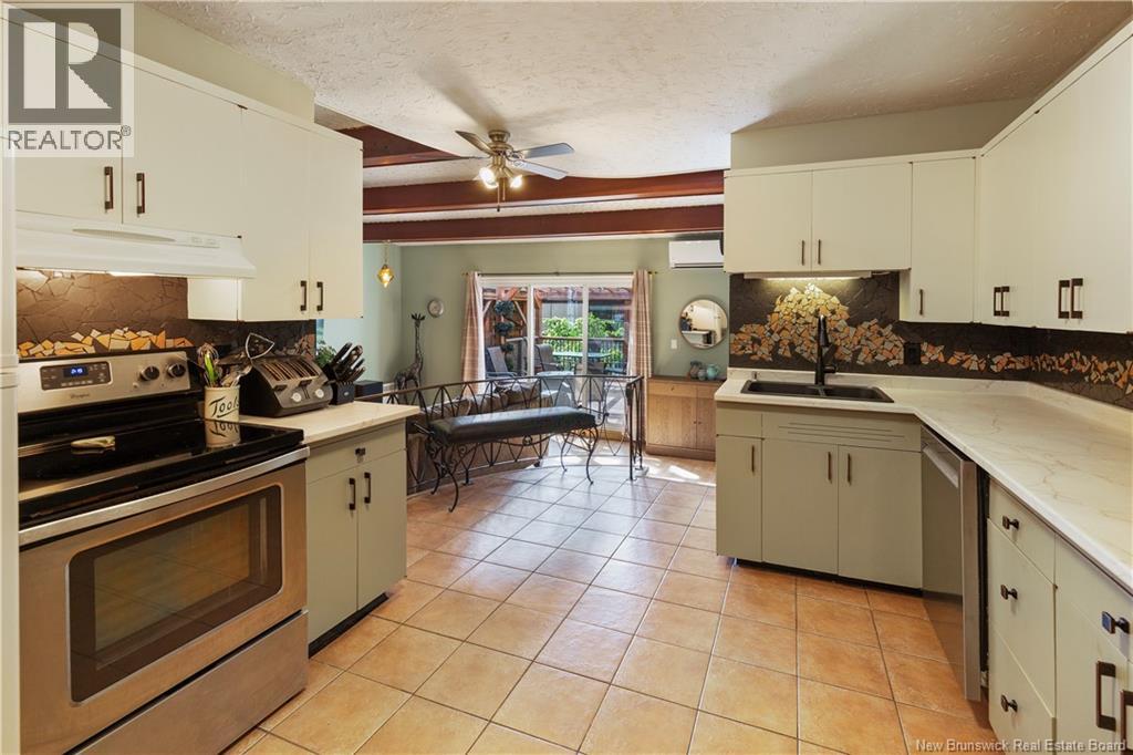 140 West Lane, Moncton, New Brunswick  E1C 6V2 - Photo 2 - NB127782