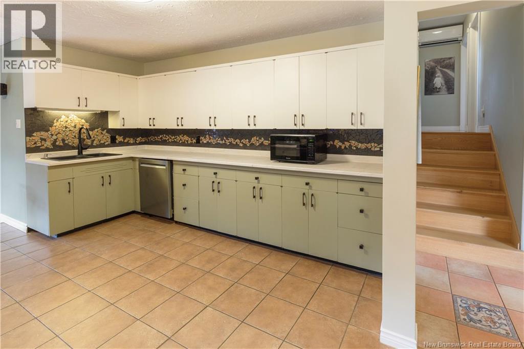140 West Lane, Moncton, New Brunswick  E1C 6V2 - Photo 3 - NB127782