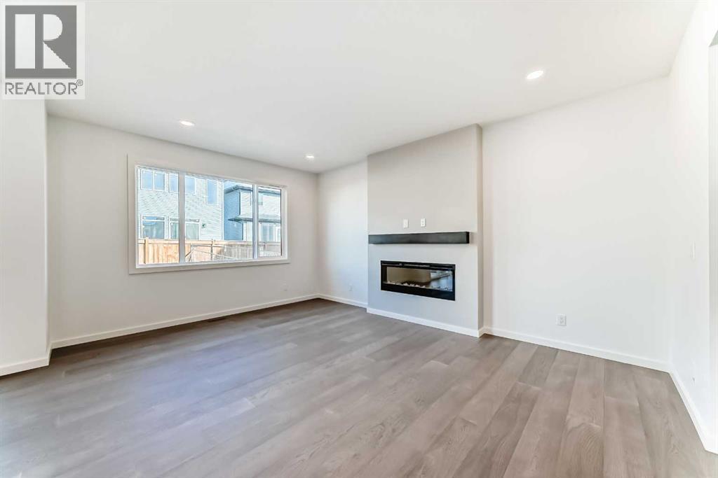 52 Creekside Path Sw, Calgary, Alberta  T2X 5W1 - Photo 17 - A2266517