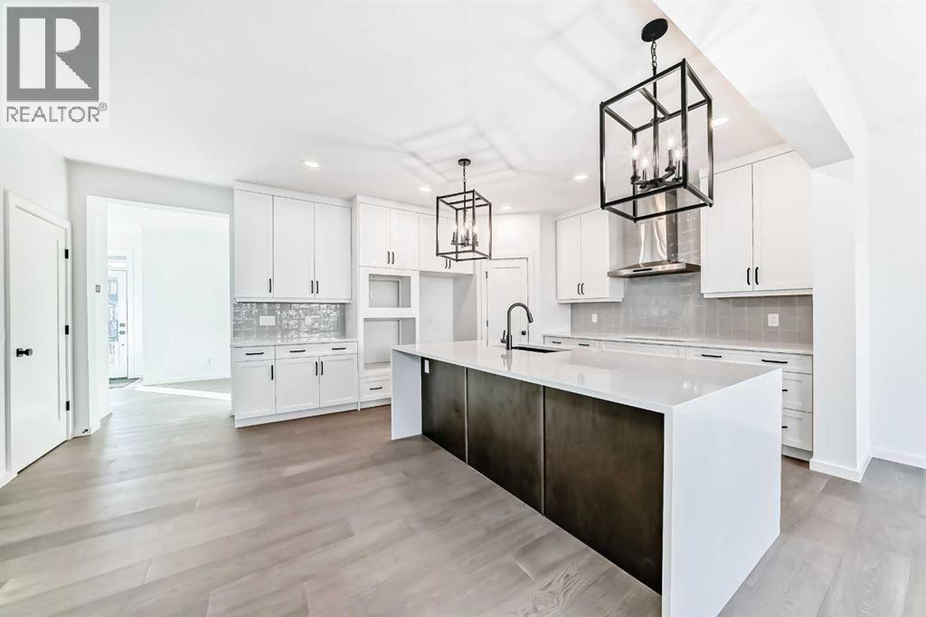 52 Creekside Path Sw, Calgary, Alberta  T2X 5W1 - Photo 6 - A2266517