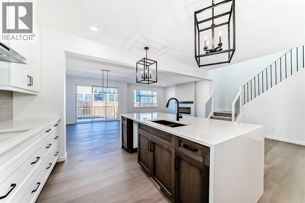 52 Creekside Path Sw, Calgary, Alberta  T2X 5W1 - Photo 7 - A2266517