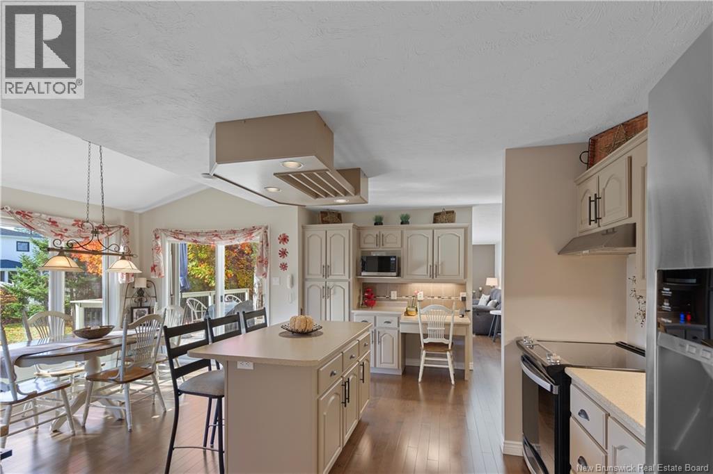 6 Spruce Garden Court, Riverview, New Brunswick  E1B 4P7 - Photo 5 - NB128470