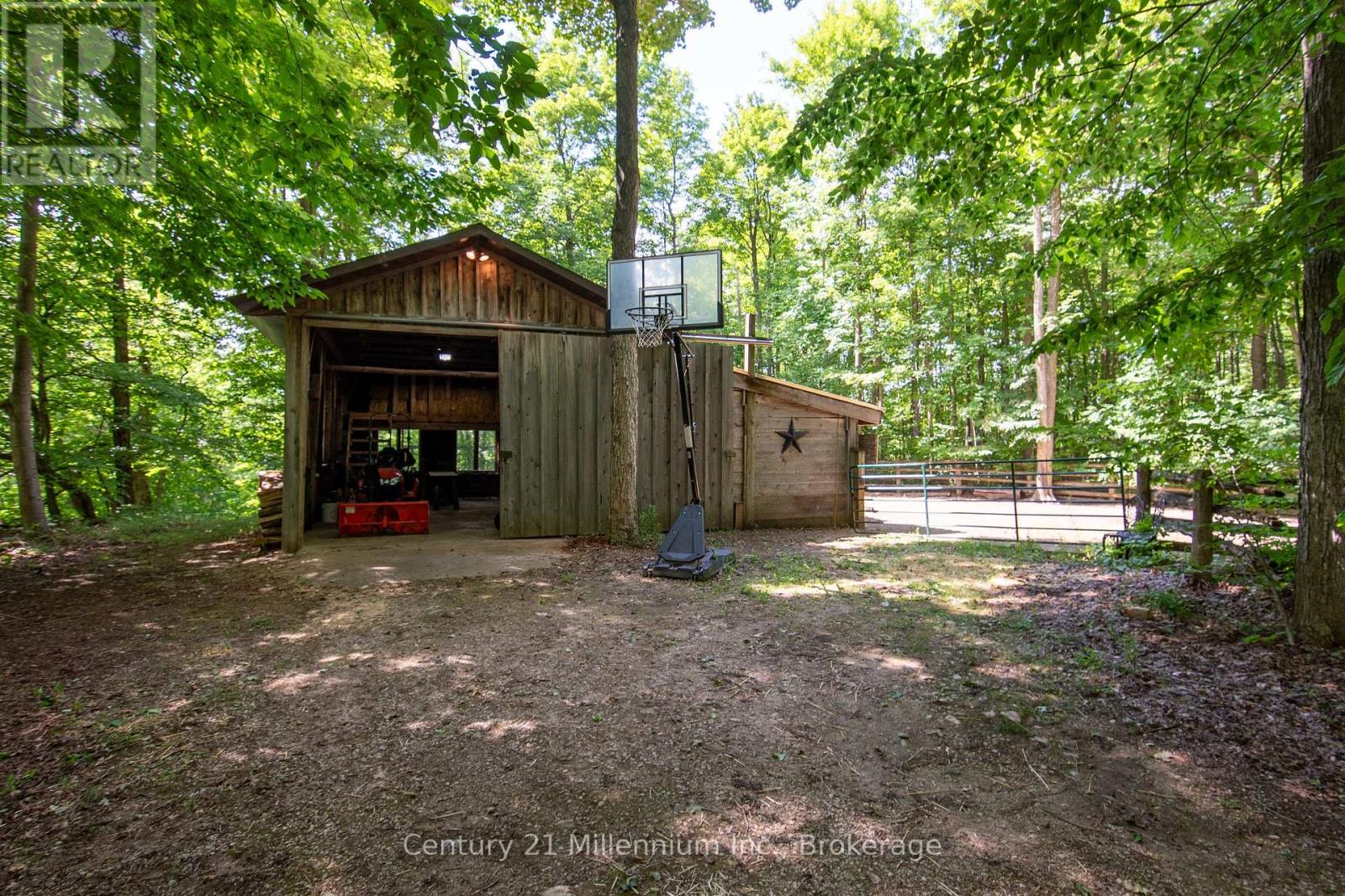 415198 Baseline Road, West Grey, Ontario  N0G 1R0 - Photo 16 - X12540636