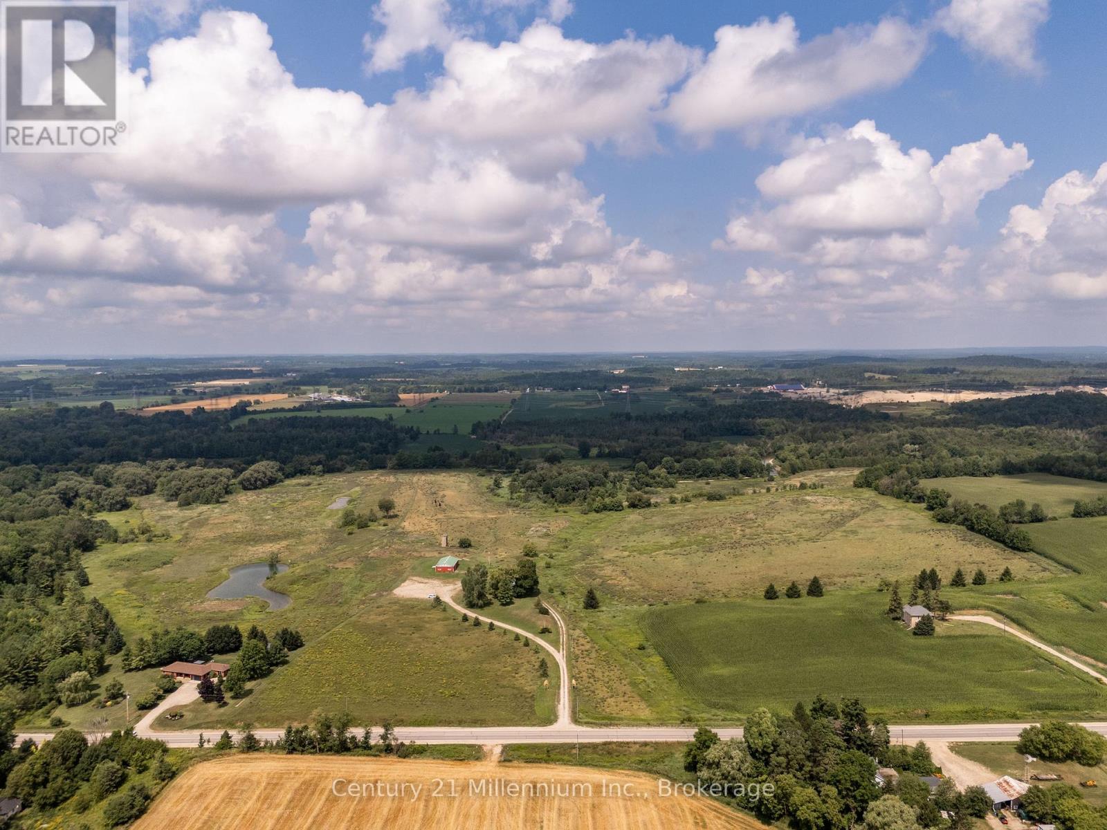 401345 Grey Road 4, West Grey, Ontario N4N 3B8 - Photo 5 - X12540658