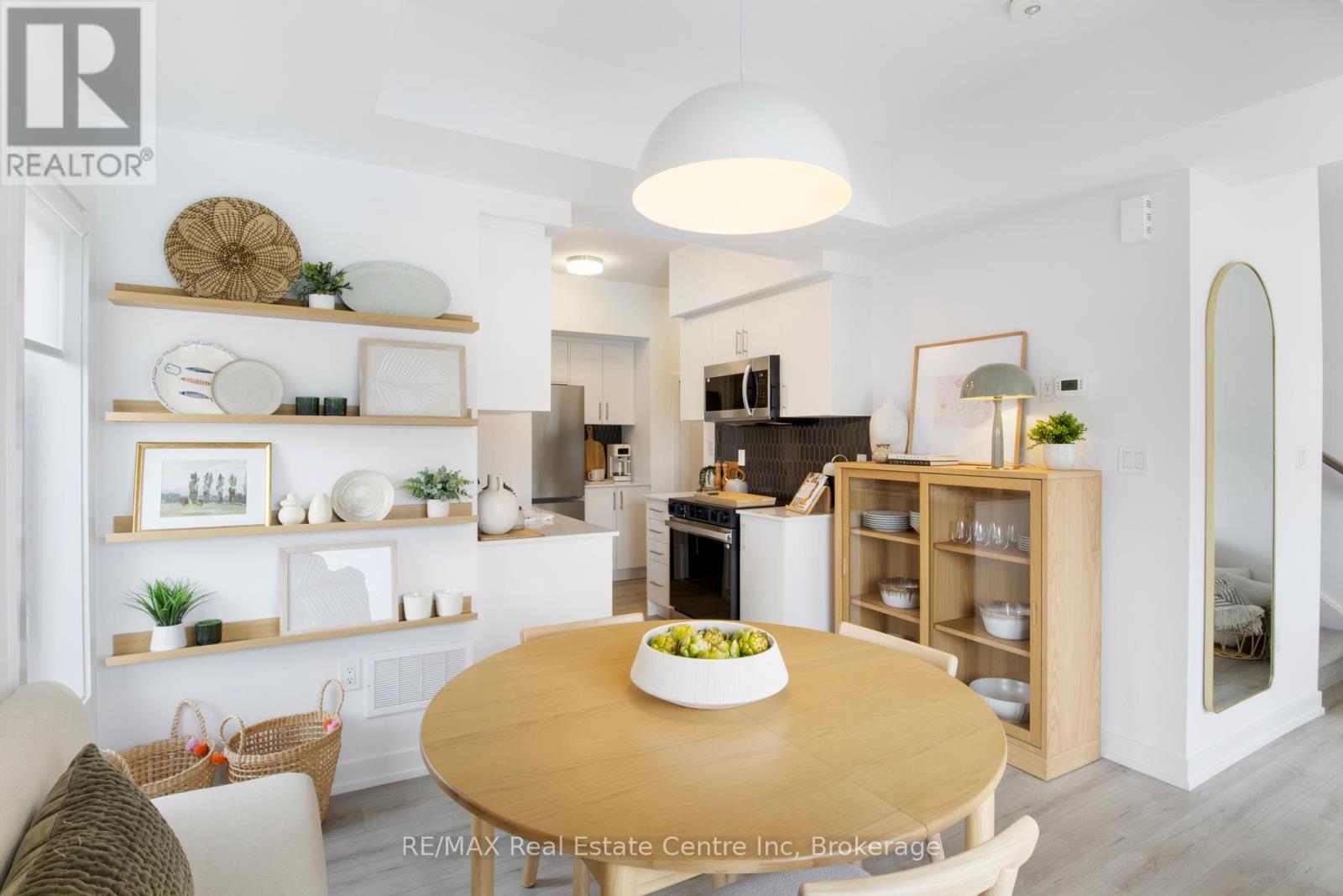 63 - 940 St.david Street N, Centre Wellington, Ontario N1M 2W3 - Photo 5 - X12540702