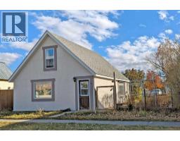 119 47 Avenue W, Claresholm, Alberta