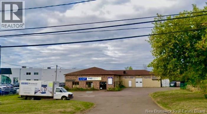 18 Elmwood, Moncton, New Brunswick