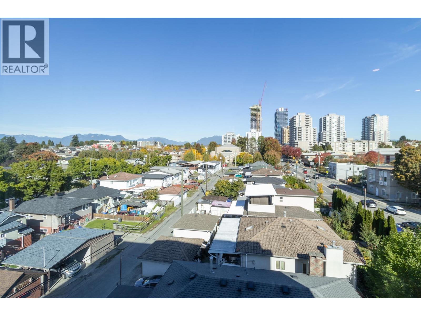 402 5399 Joyce Street, Vancouver, British Columbia  V5R 4H3 - Photo 3 - R3067056