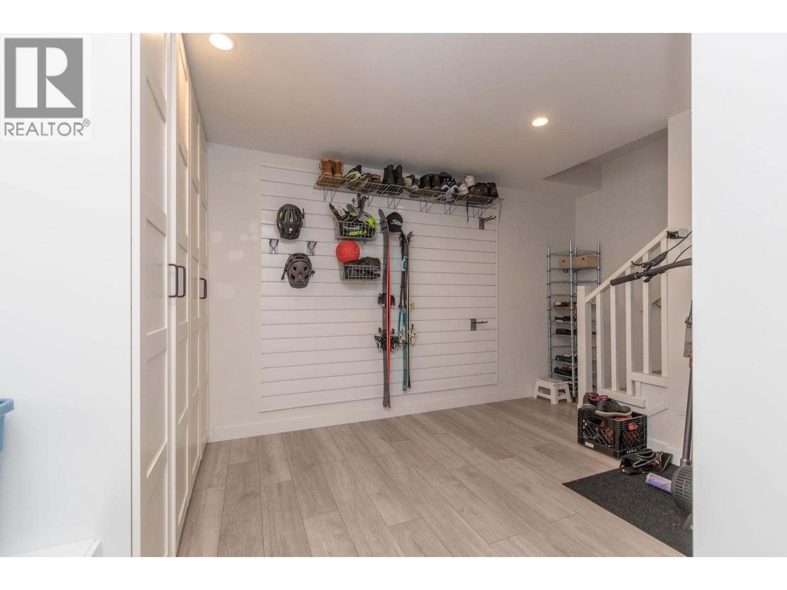 8 3490 Mt. Seymour Parkway, North Vancouver, British Columbia  V7H 1G5 - Photo 12 - R3067059