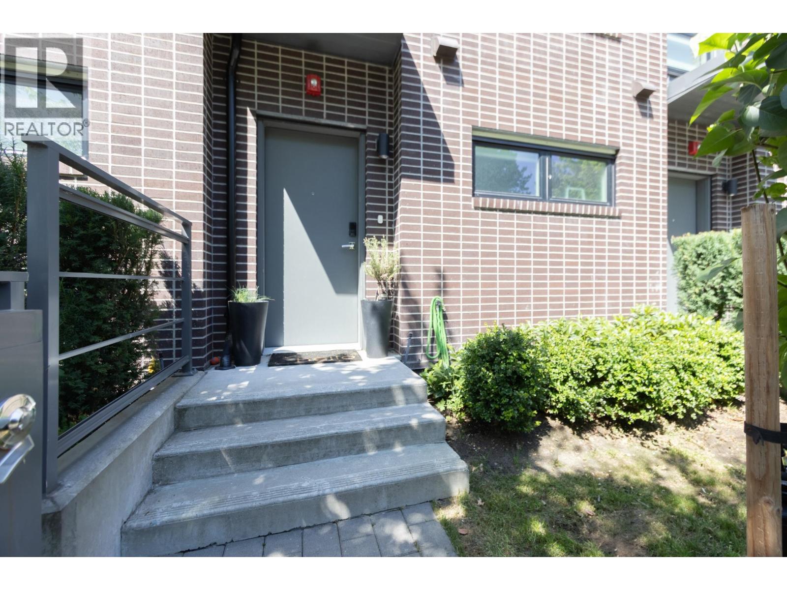 8 3490 Mt. Seymour Parkway, North Vancouver, British Columbia  V7H 1G5 - Photo 17 - R3067059