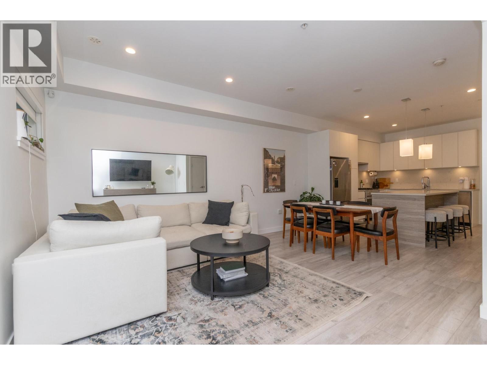 8 3490 Mt. Seymour Parkway, North Vancouver, British Columbia  V7H 1G5 - Photo 4 - R3067059