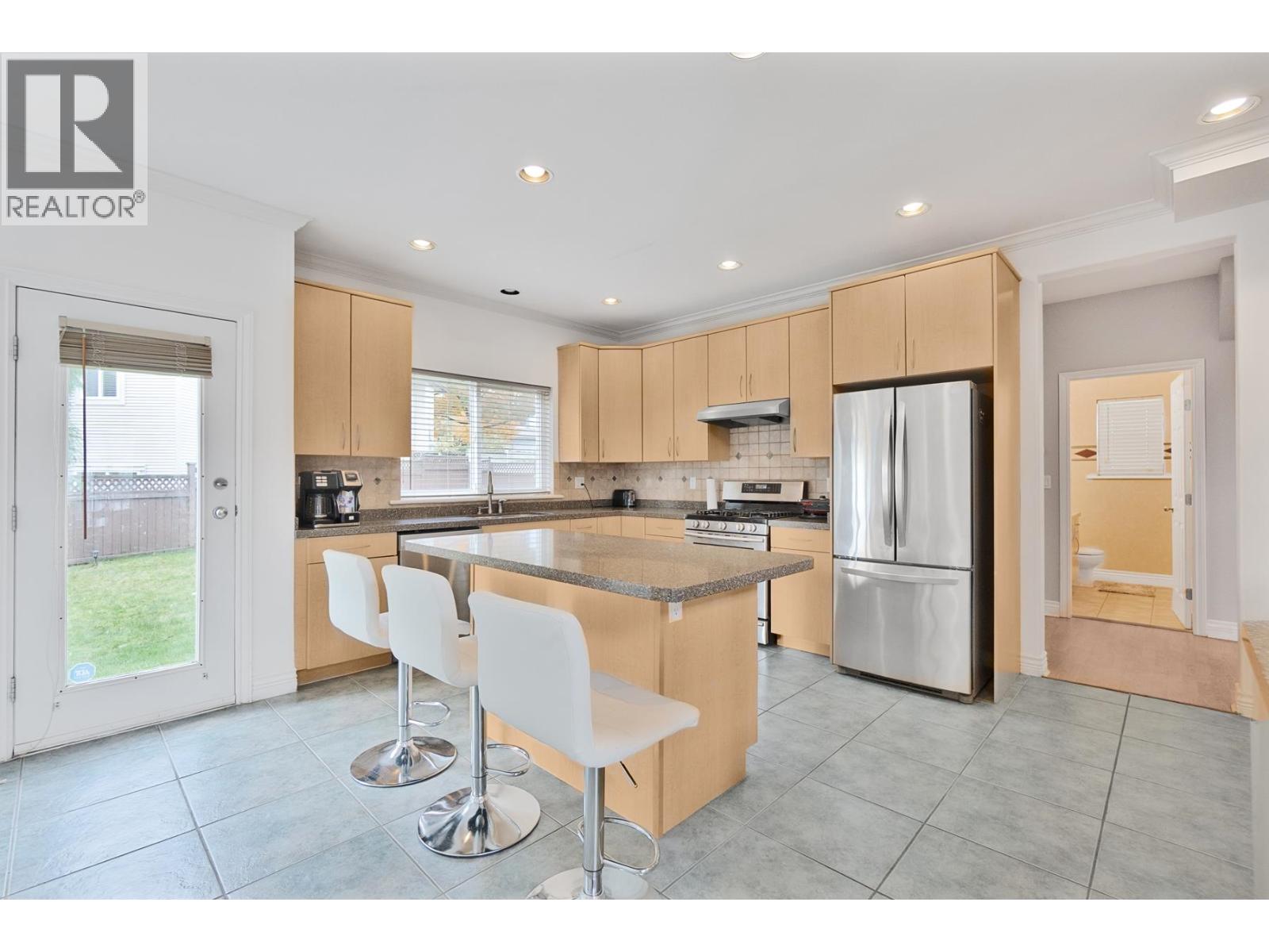 2152 Turnberry Lane, Coquitlam, British Columbia  V3E 3N4 - Photo 13 - R3067061