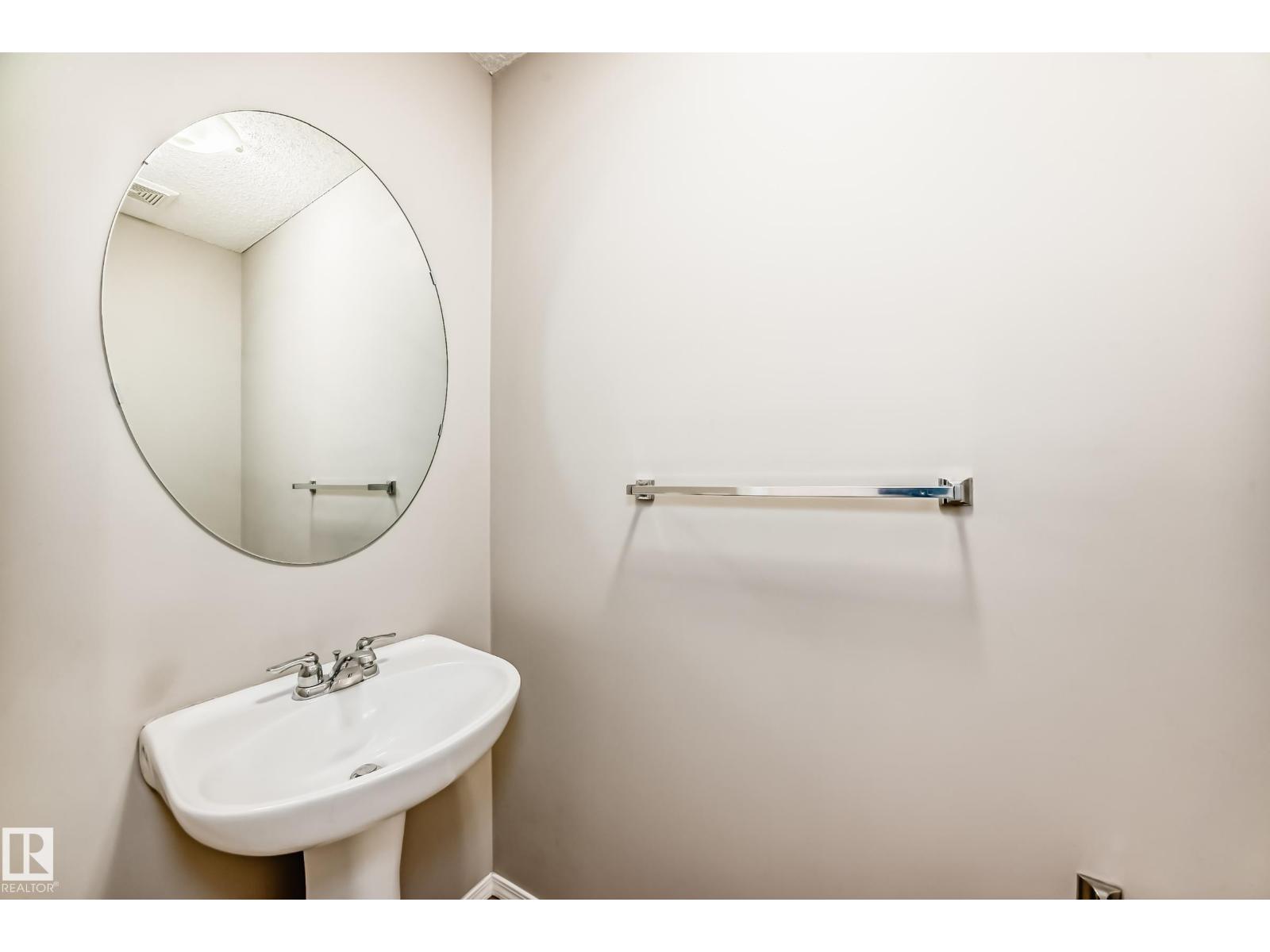 Unknown Address, ,    - Photo 24 - E4465574