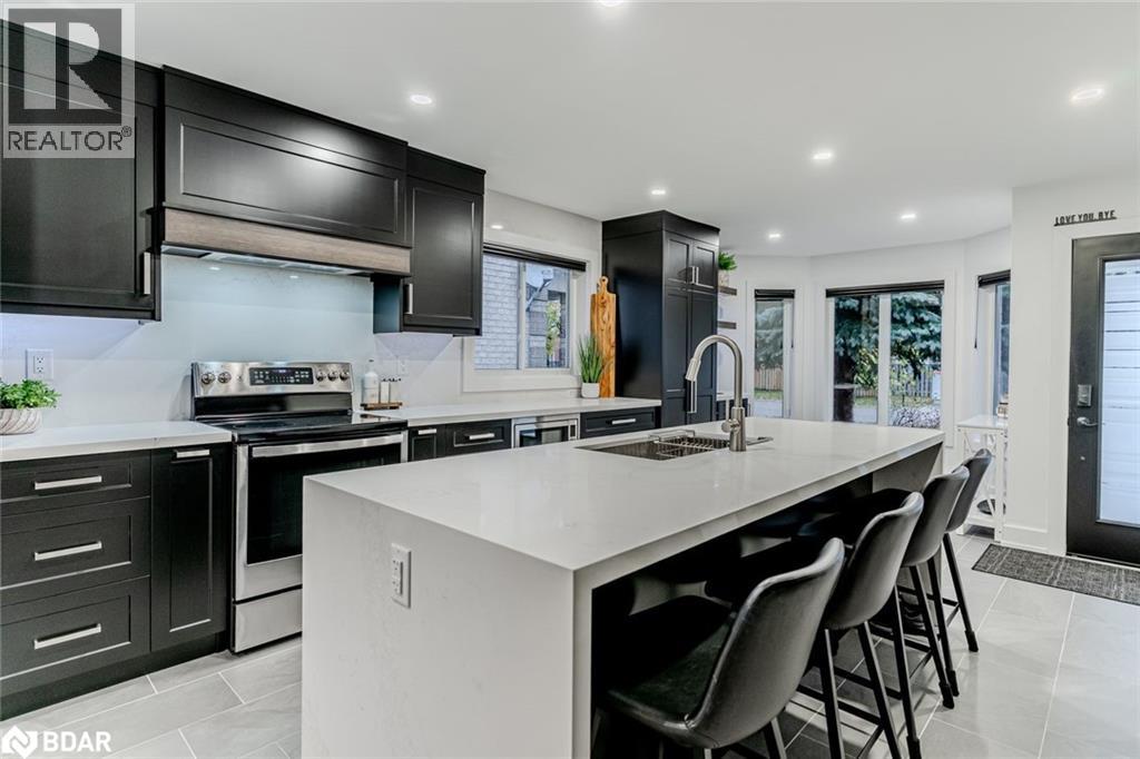 50 Downing Crescent, Barrie, Ontario  L4N 8V6 - Photo 2 - 40781929