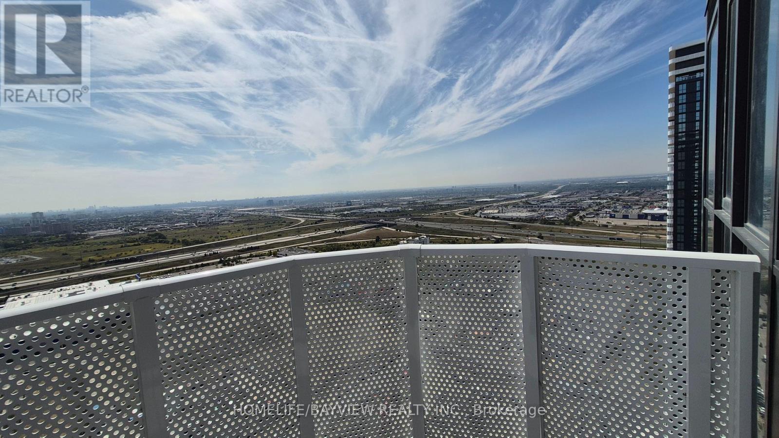 4212 - 28 Interchange Way Ave. Way, Vaughan, Ontario  L4K 0P8 - Photo 22 - N12496628