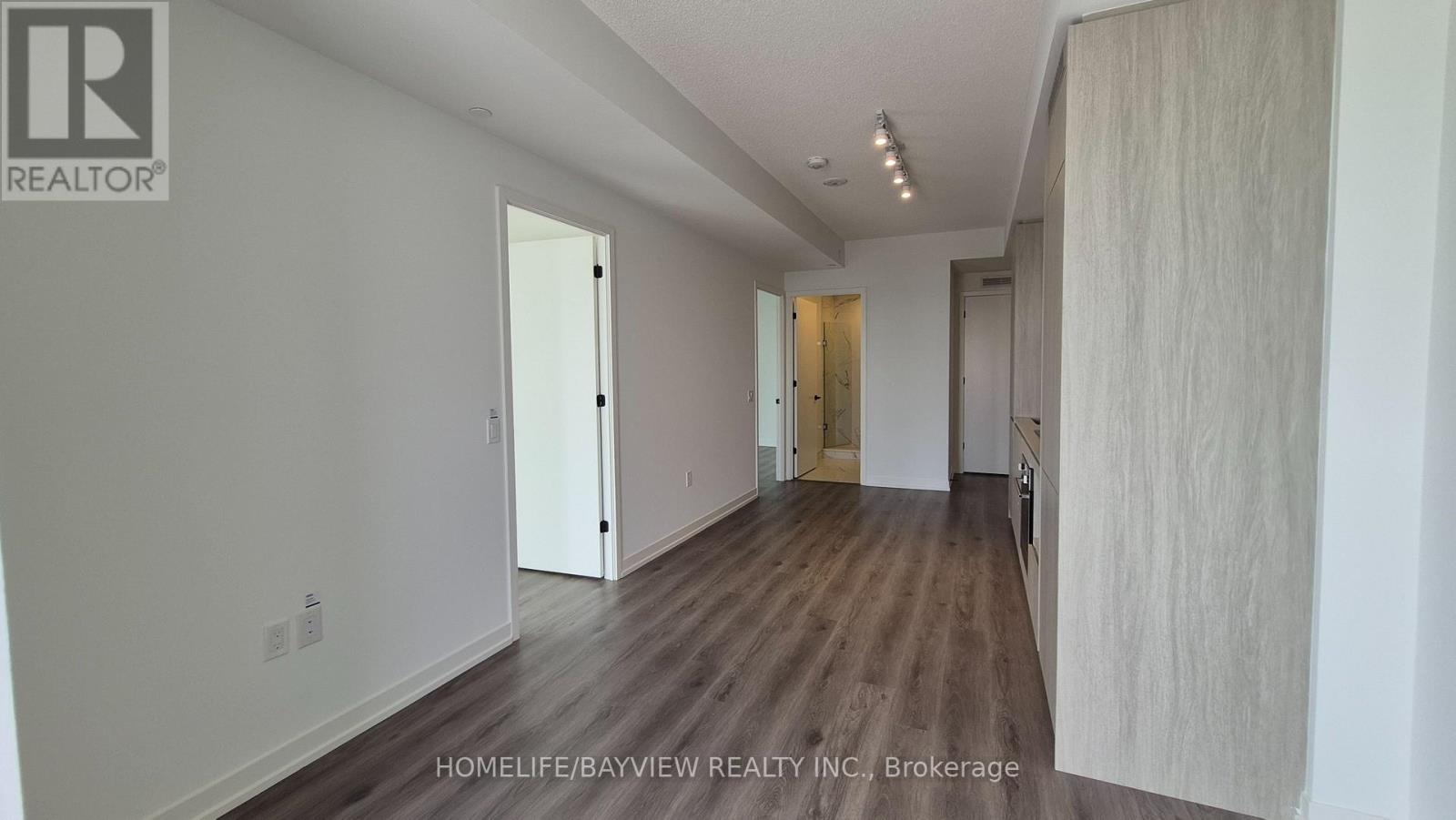 4212 - 28 Interchange Way Ave. Way, Vaughan, Ontario  L4K 0P8 - Photo 16 - N12496628