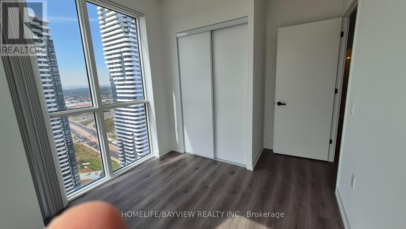 4212 - 28 Interchange Way Ave. Way, Vaughan, Ontario  L4K 0P8 - Photo 34 - N12496628