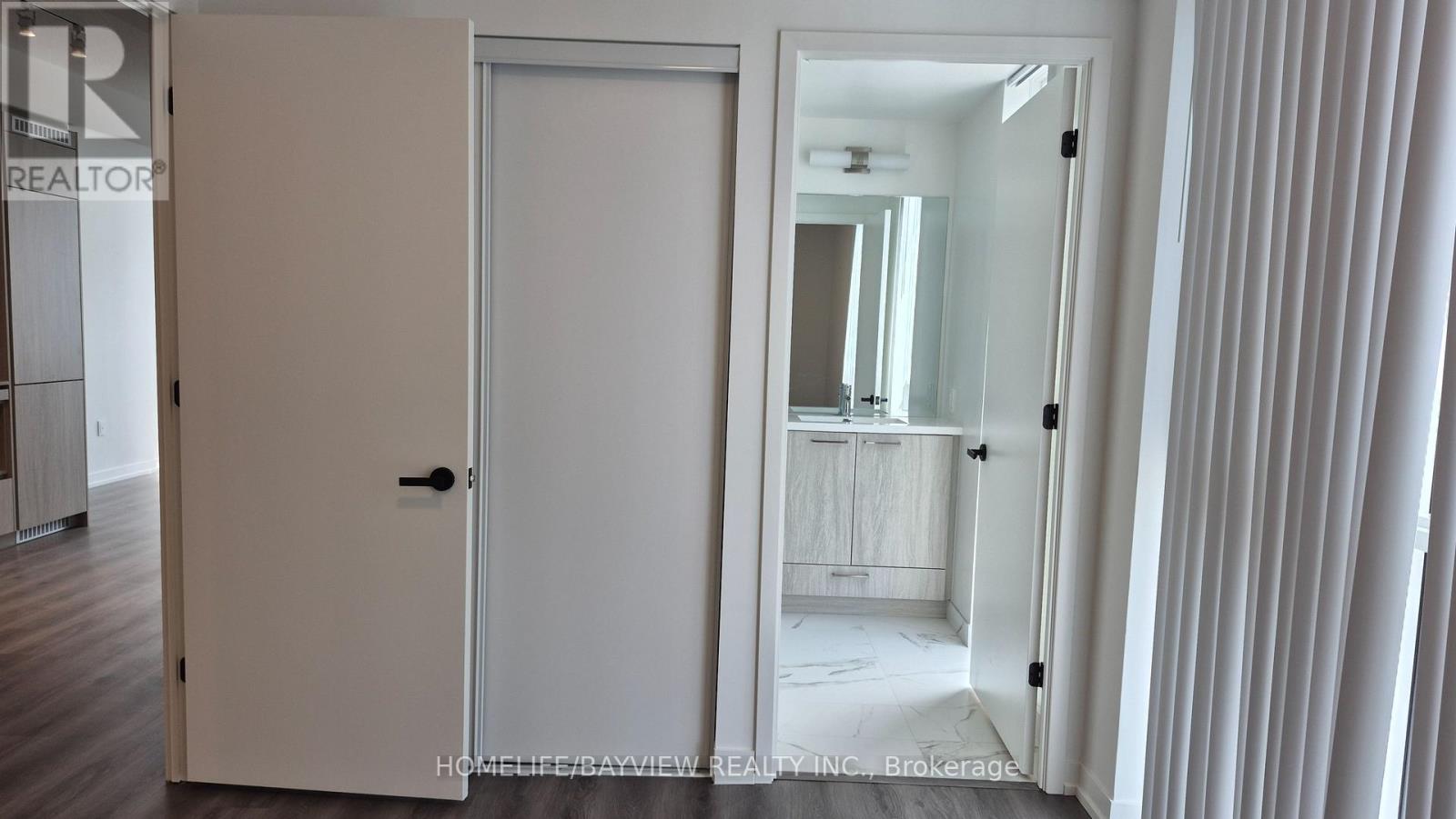 4212 - 28 Interchange Way Ave. Way, Vaughan, Ontario  L4K 0P8 - Photo 31 - N12496628