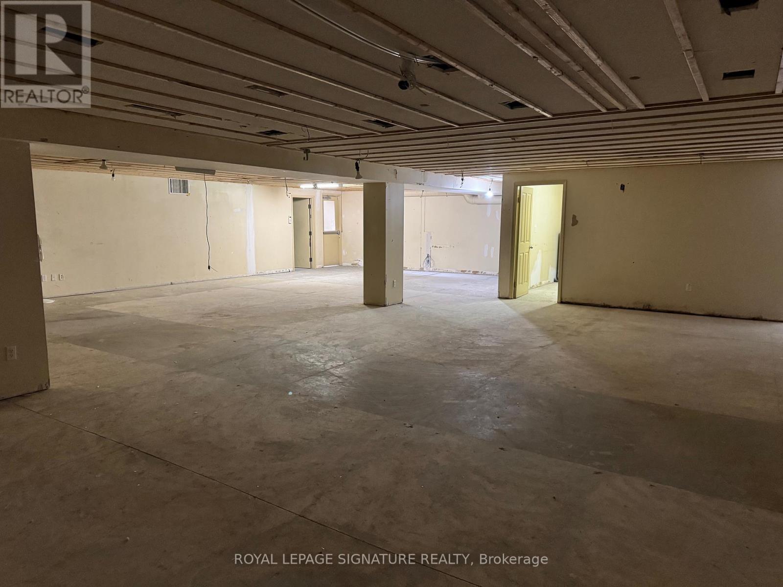 Unit 1b - 801 Dundas Street E, Mississauga, Ontario  L6Y 1G9 - Photo 4 - W12515182