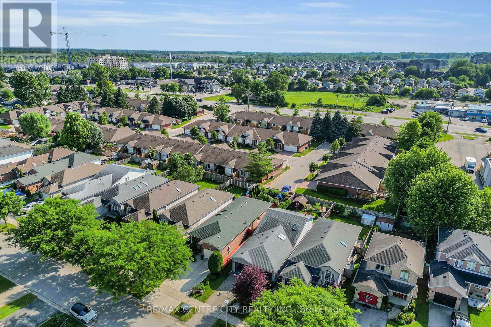 370 Brookhaven Place, London East, Ontario  N5Y 5N4 - Photo 3 - X12239388