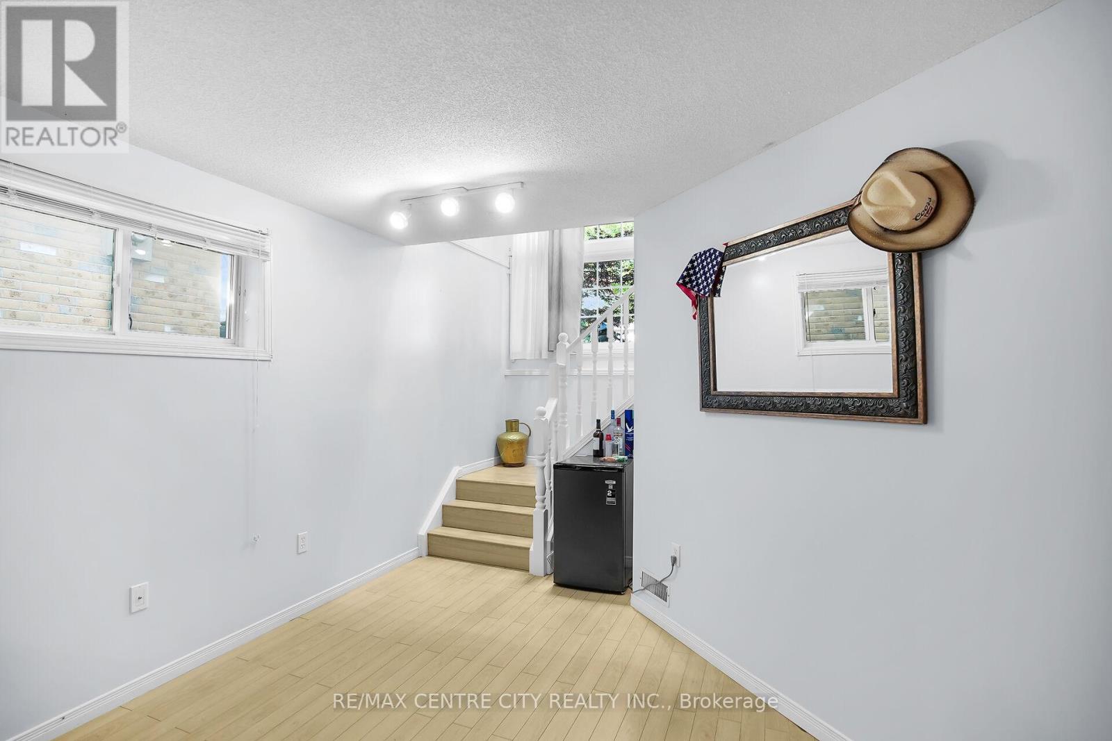 370 Brookhaven Place, London East, Ontario  N5Y 5N4 - Photo 30 - X12239388