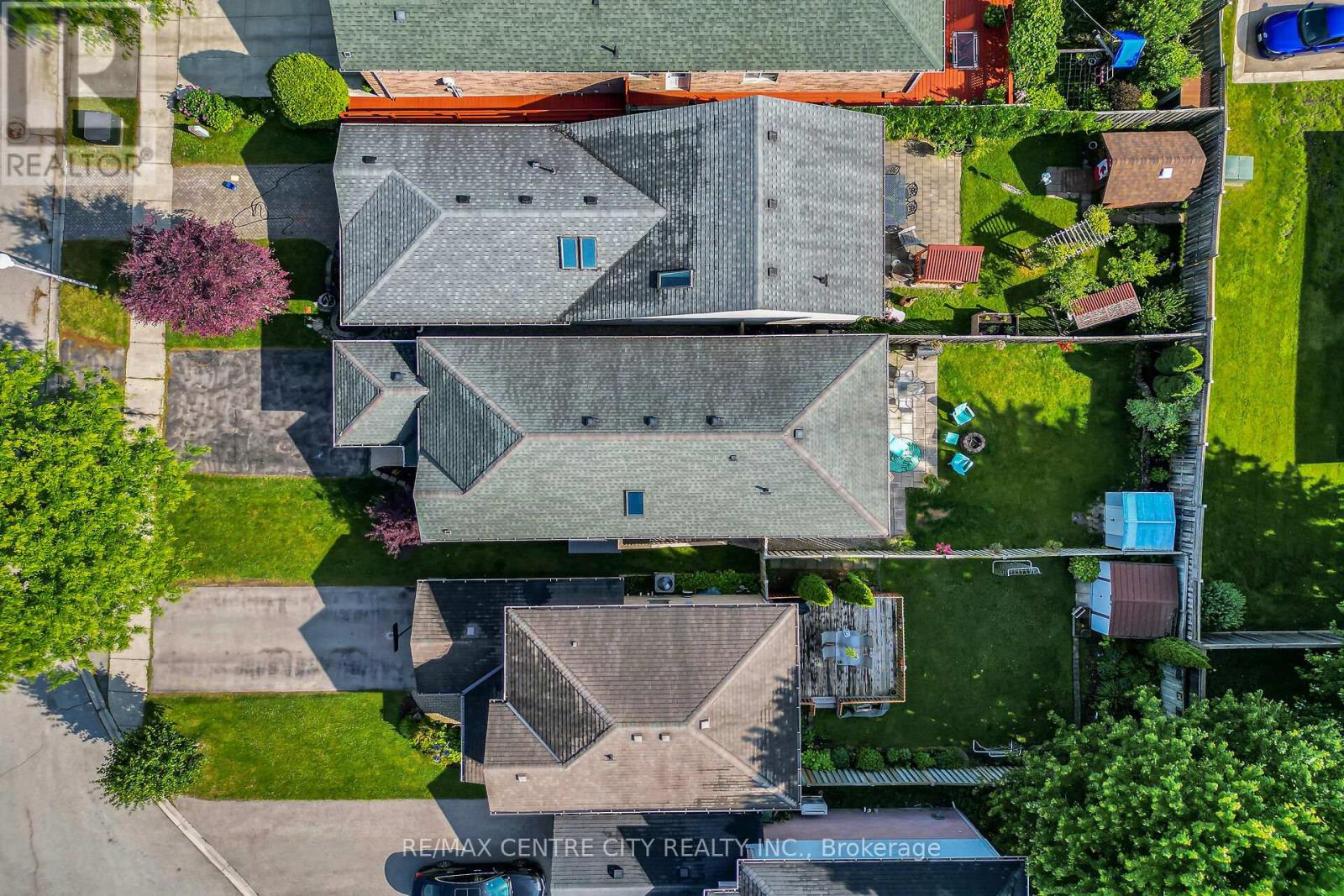 370 Brookhaven Place, London East, Ontario  N5Y 5N4 - Photo 2 - X12239388