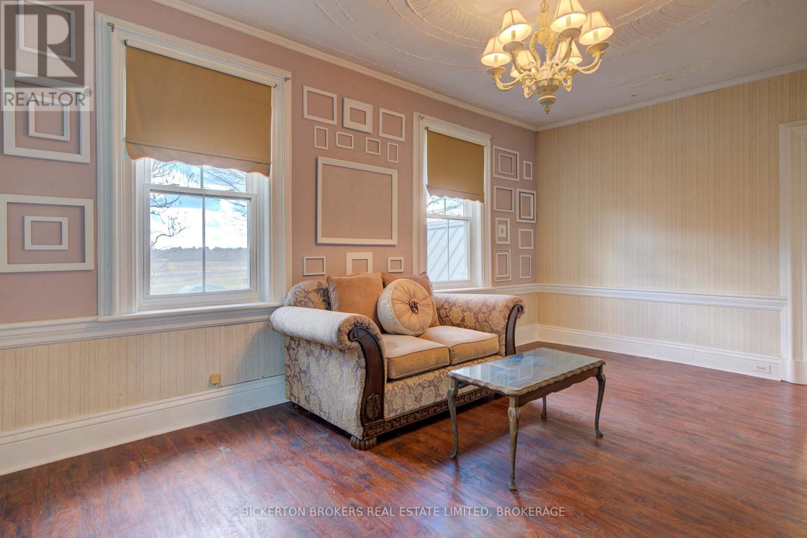 20 Gilbert Street, Lansdowne Village, Ontario K0E 1L0 - Photo 33 - X12536942