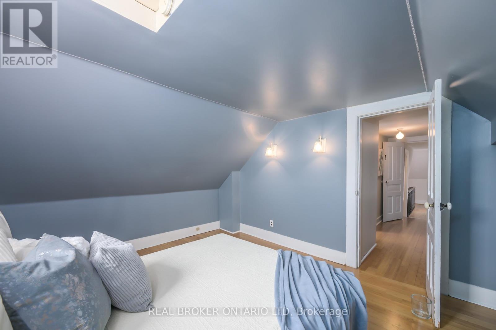 222 Ellen Street, North Middlesex, Ontario  N0M 2K0 - Photo 24 - X12540100