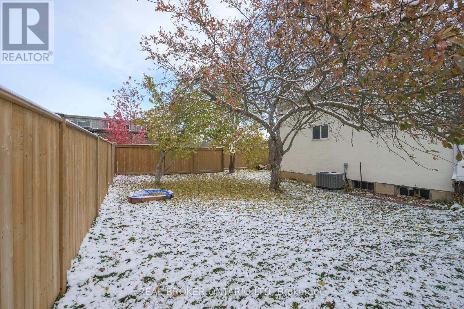 222 Ellen Street, North Middlesex, Ontario  N0M 2K0 - Photo 35 - X12540100