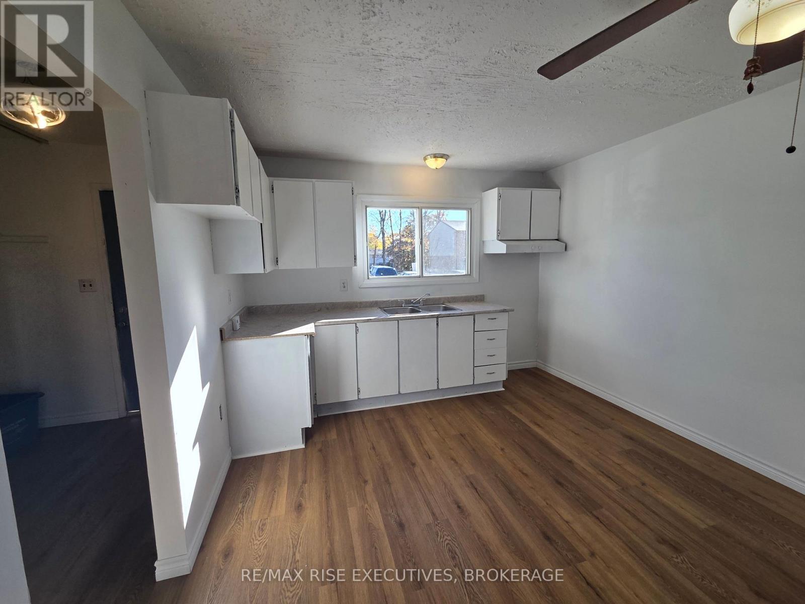 173 - 777 Ashwood Drive, Kingston, Ontario K7M 6X7 - Photo 6 - X12540704