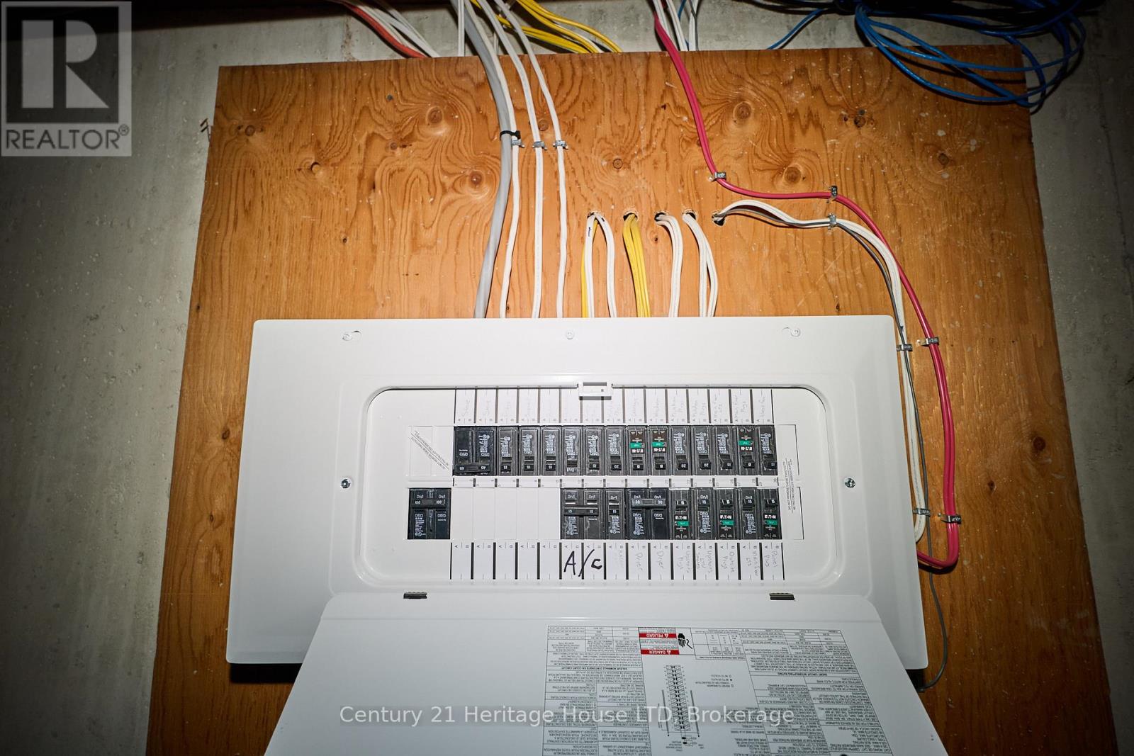 14 - 397 Garrison Road, Fort Erie, Ontario L2A 1N1 - Photo 12 - X12538510