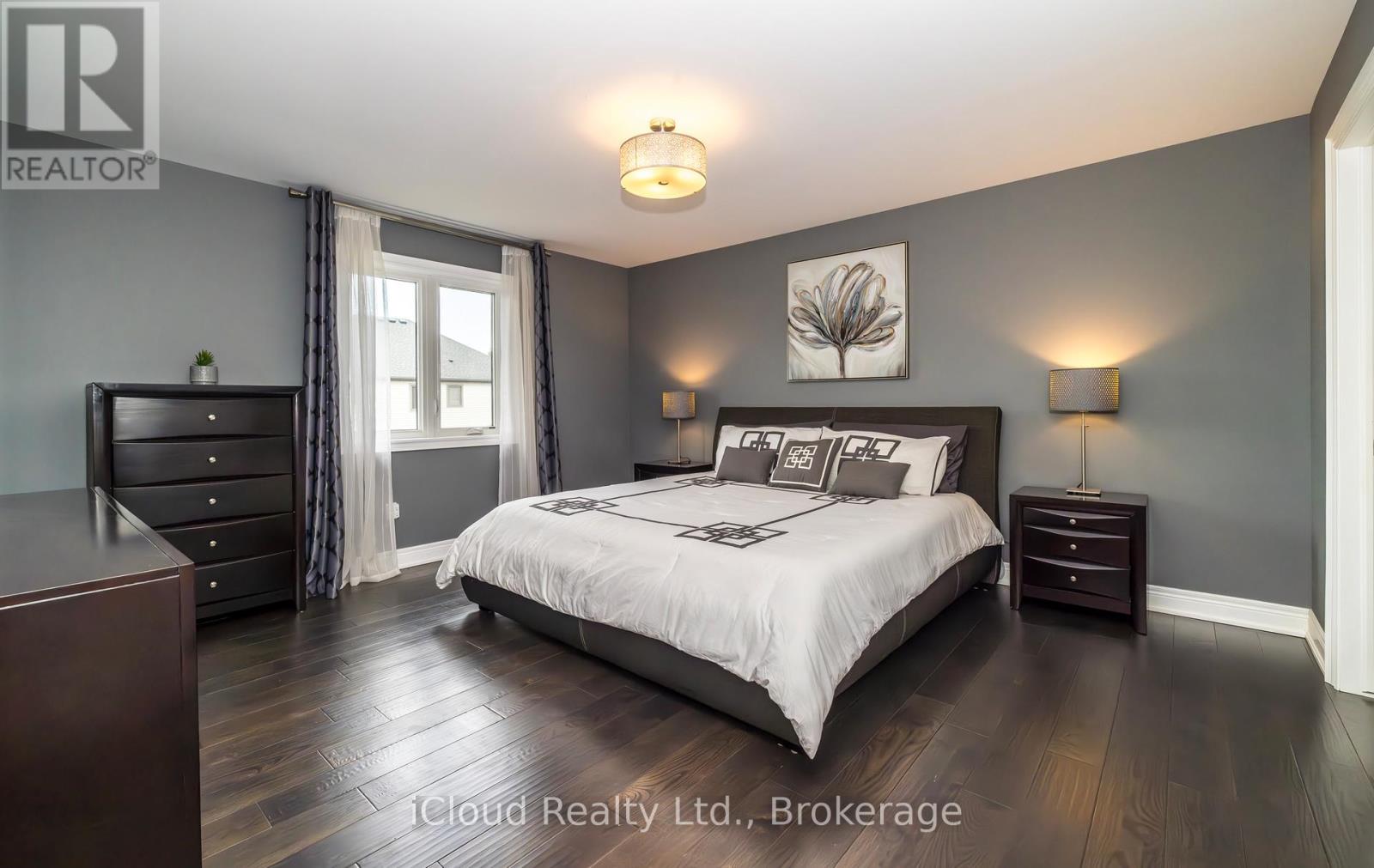 9305 Eagle Ridge Drive, Niagara Falls, Ontario L2H 0G4 - Photo 28 - X12354065