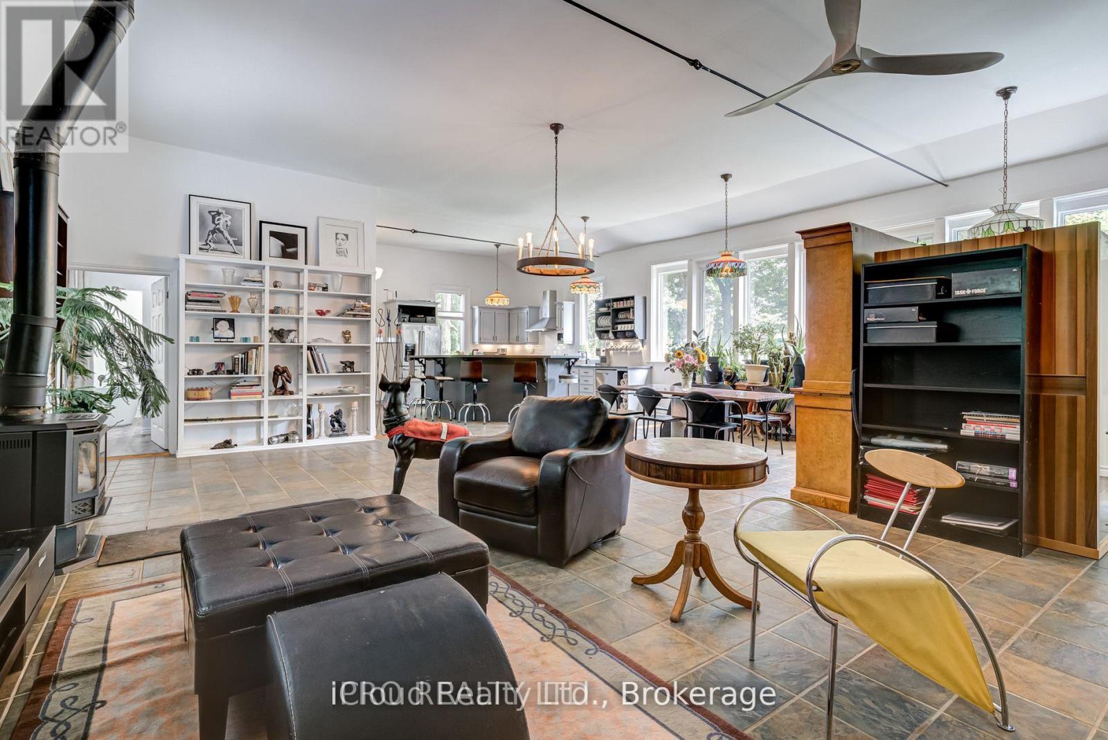 Ehs - 715432 1st Line, Mono, Ontario L9A 1A9 - Photo 12 - X12422923