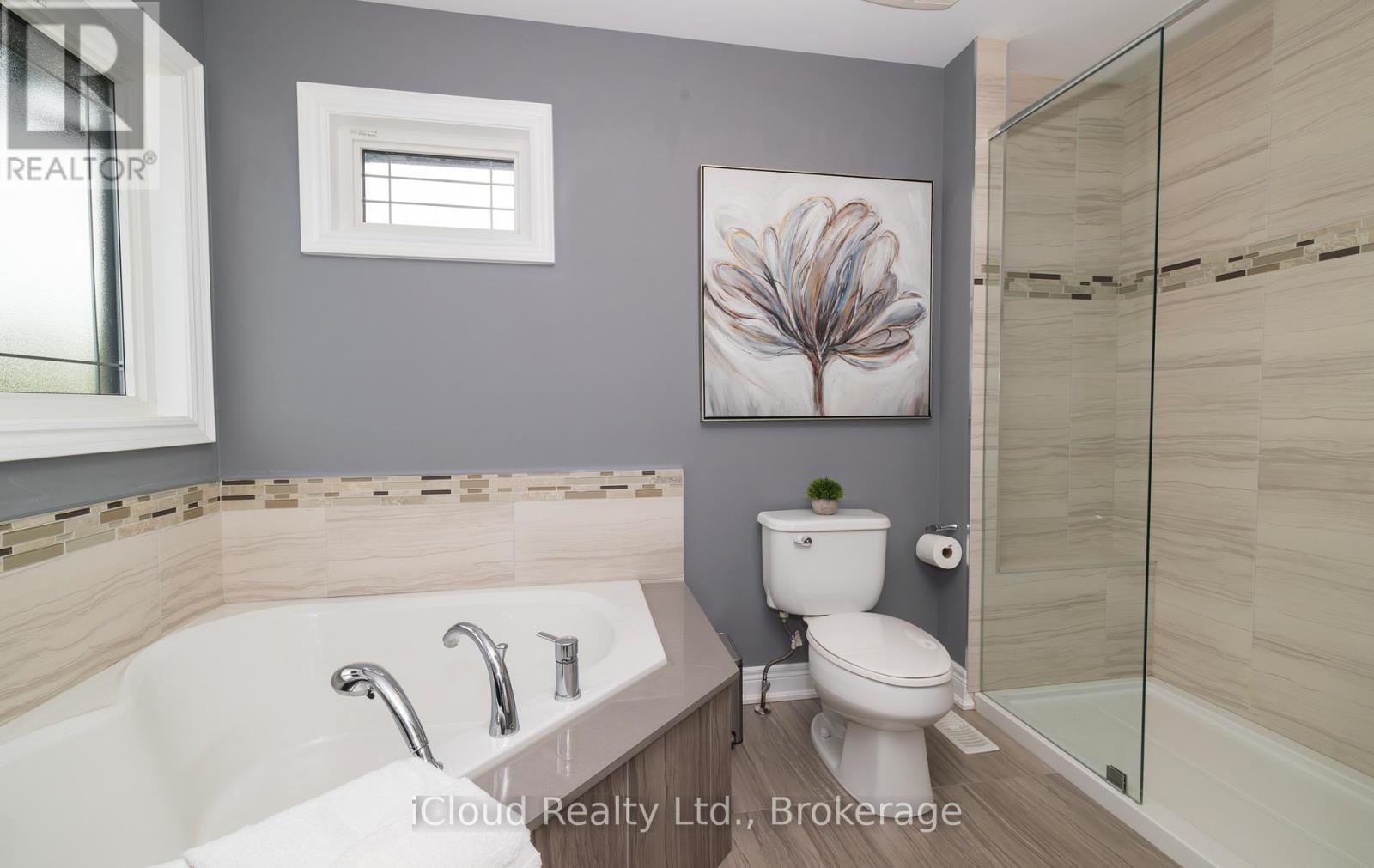 9305 Eagle Ridge Drive, Niagara Falls, Ontario L2H 0G4 - Photo 35 - X12354065