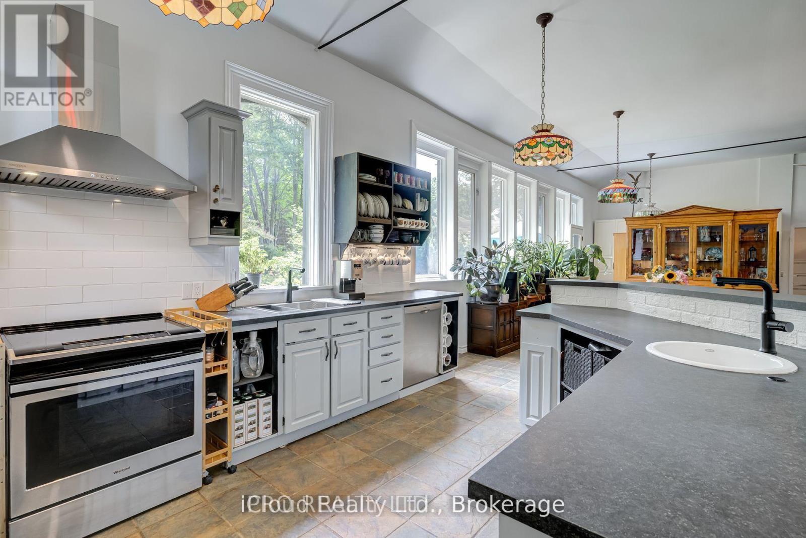 Ehs - 715432 1st Line, Mono, Ontario L9A 1A9 - Photo 3 - X12422923