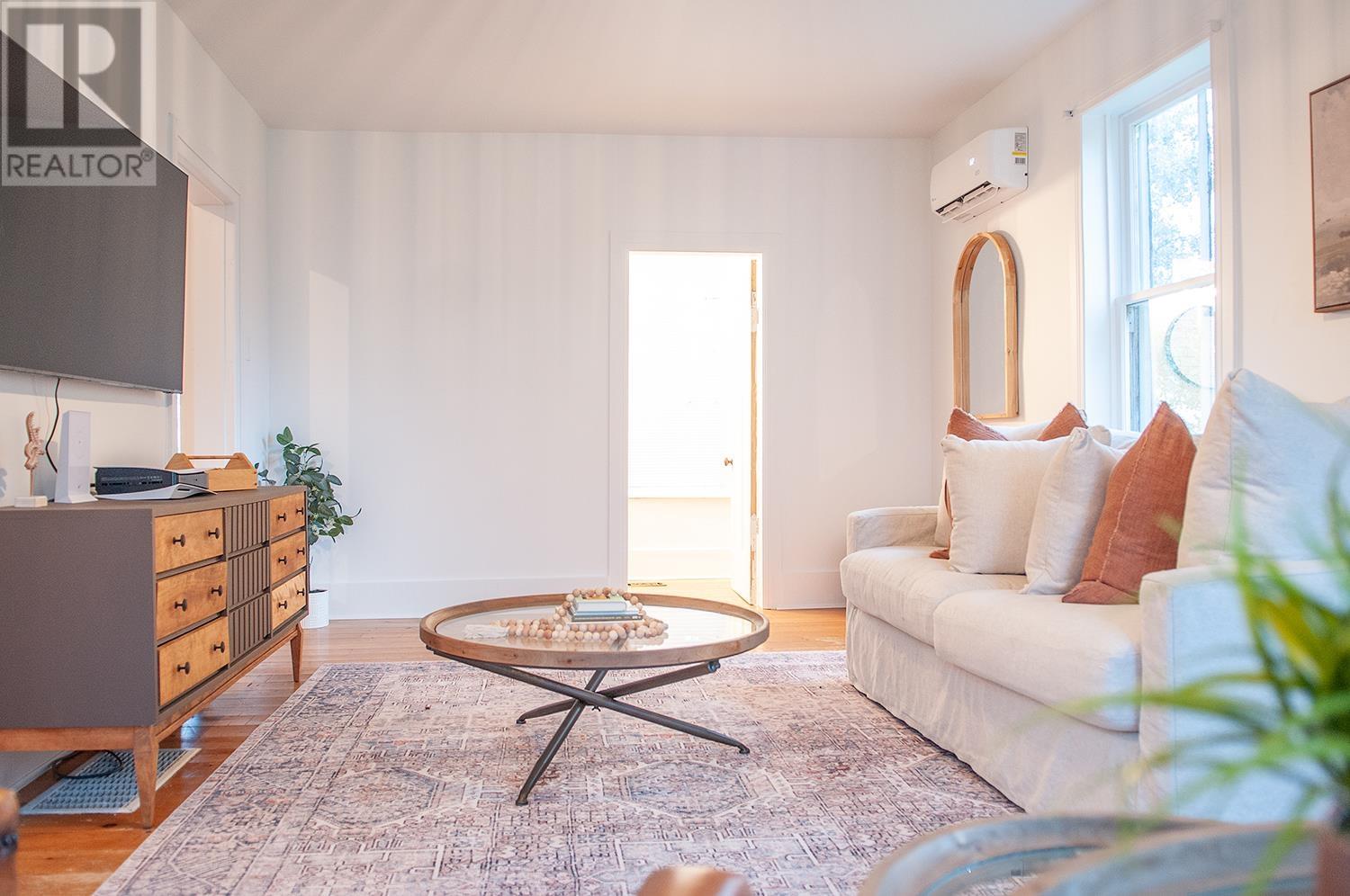 22 Richmond Street, Georgetown, Prince Edward Island  C0A 1L0 - Photo 7 - 202527830