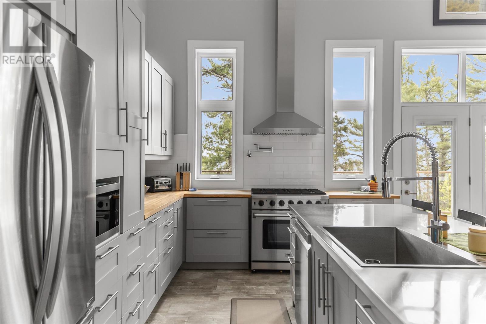 35 Emily Ct, Huron Shores, Ontario P0R 1L0 - Photo 24 - SM252057