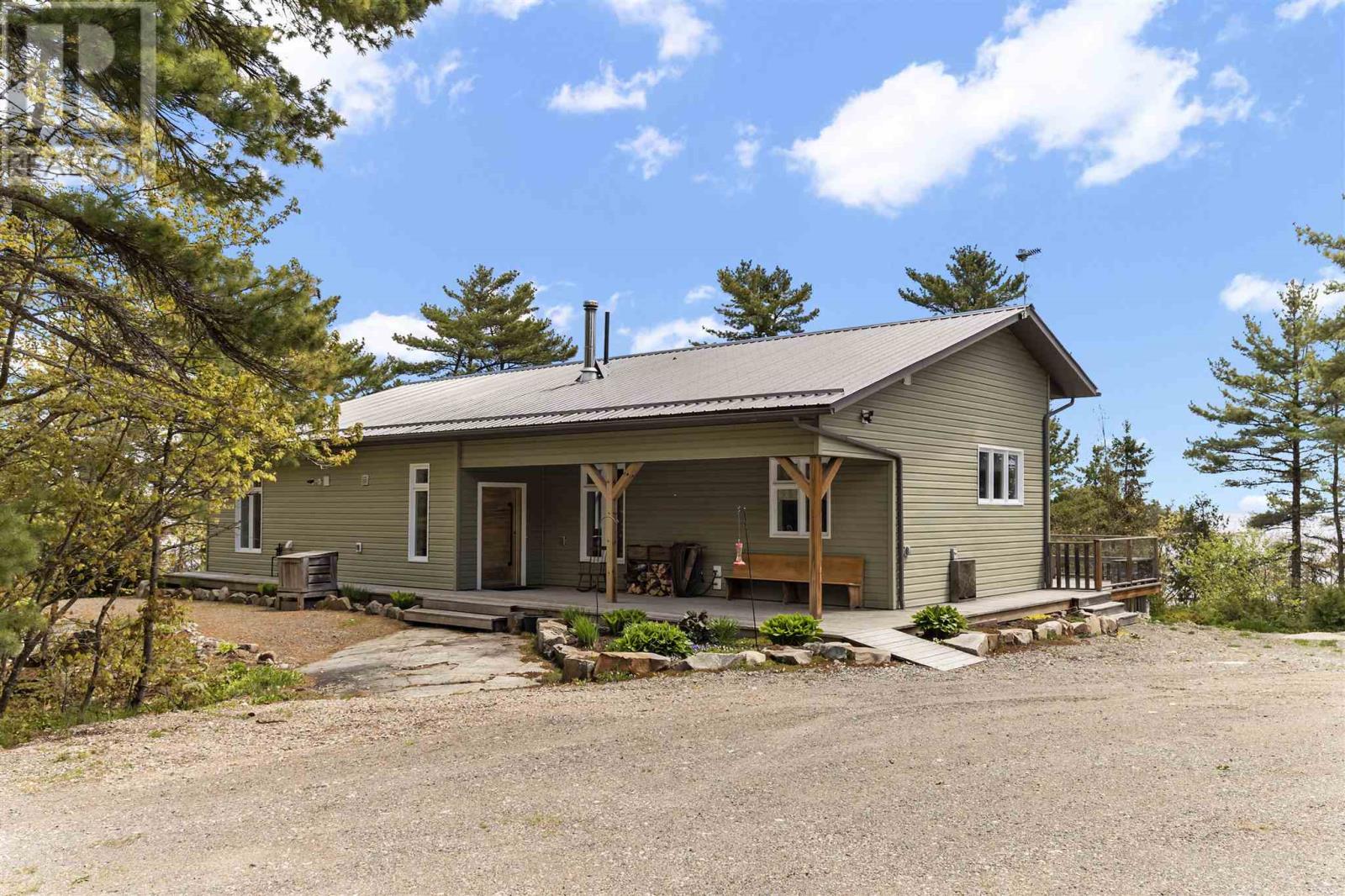 35 Emily Ct, Huron Shores, Ontario P0R 1L0 - Photo 3 - SM252057