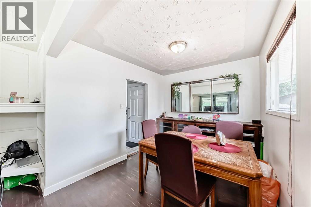 2208 47 Street Se, Calgary, Alberta  T2B 1L6 - Photo 13 - A2248866