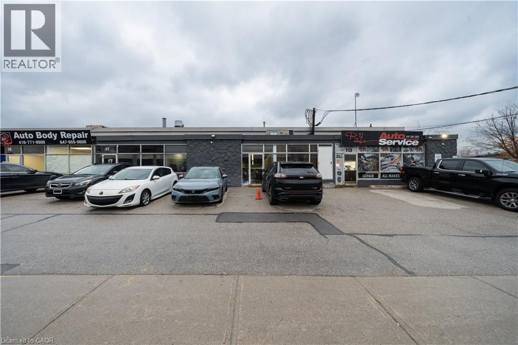 1101 Finch Avenue W Unit# 18, Toronto, Ontario M3J 3L6 - Photo 2 - 40784614