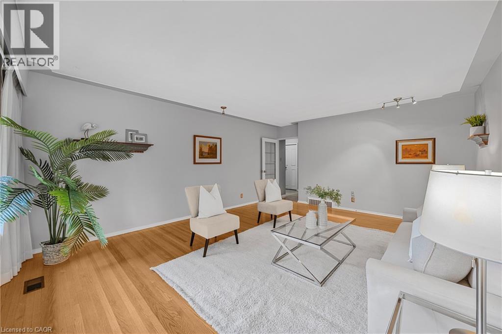 21 Cyprus Drive, Kitchener, Ontario N2M 4R4 - Photo 20 - 40787572