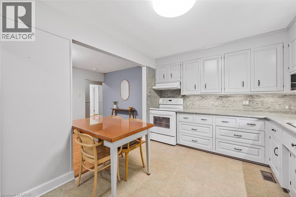 21 Cyprus Drive, Kitchener, Ontario N2M 4R4 - Photo 15 - 40787572