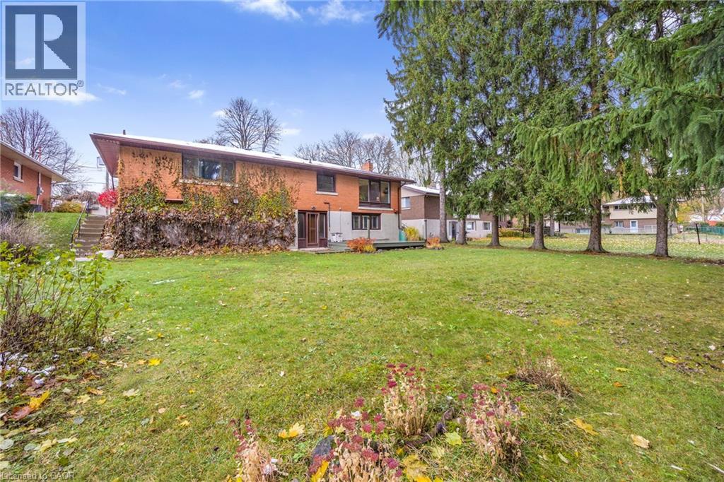 21 Cyprus Drive, Kitchener, Ontario N2M 4R4 - Photo 41 - 40787572